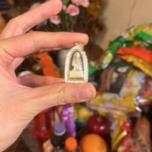 屈三岩廟 招財女神